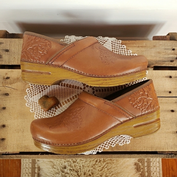 ⚘AvaiLable!⚘inQuire⚘Floral Dansko Honey Clogs Cottage Embossed 36 37 38 40 41 42 - Picture 16 of 16